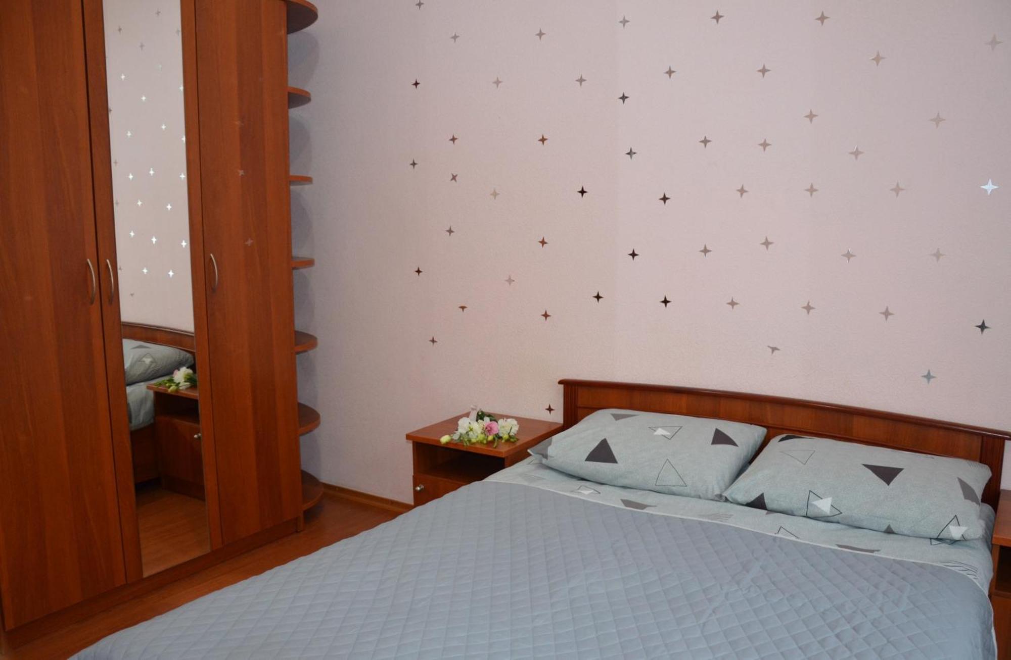Apartment Pavlovskaya Square *