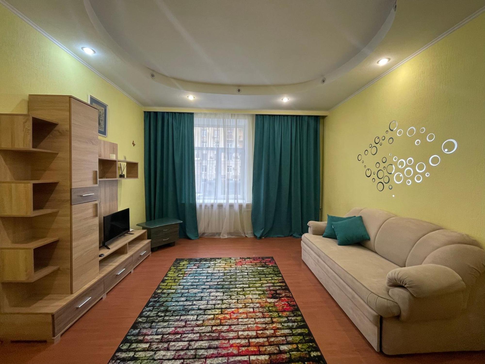 Apartment Pavlovskaya Square *